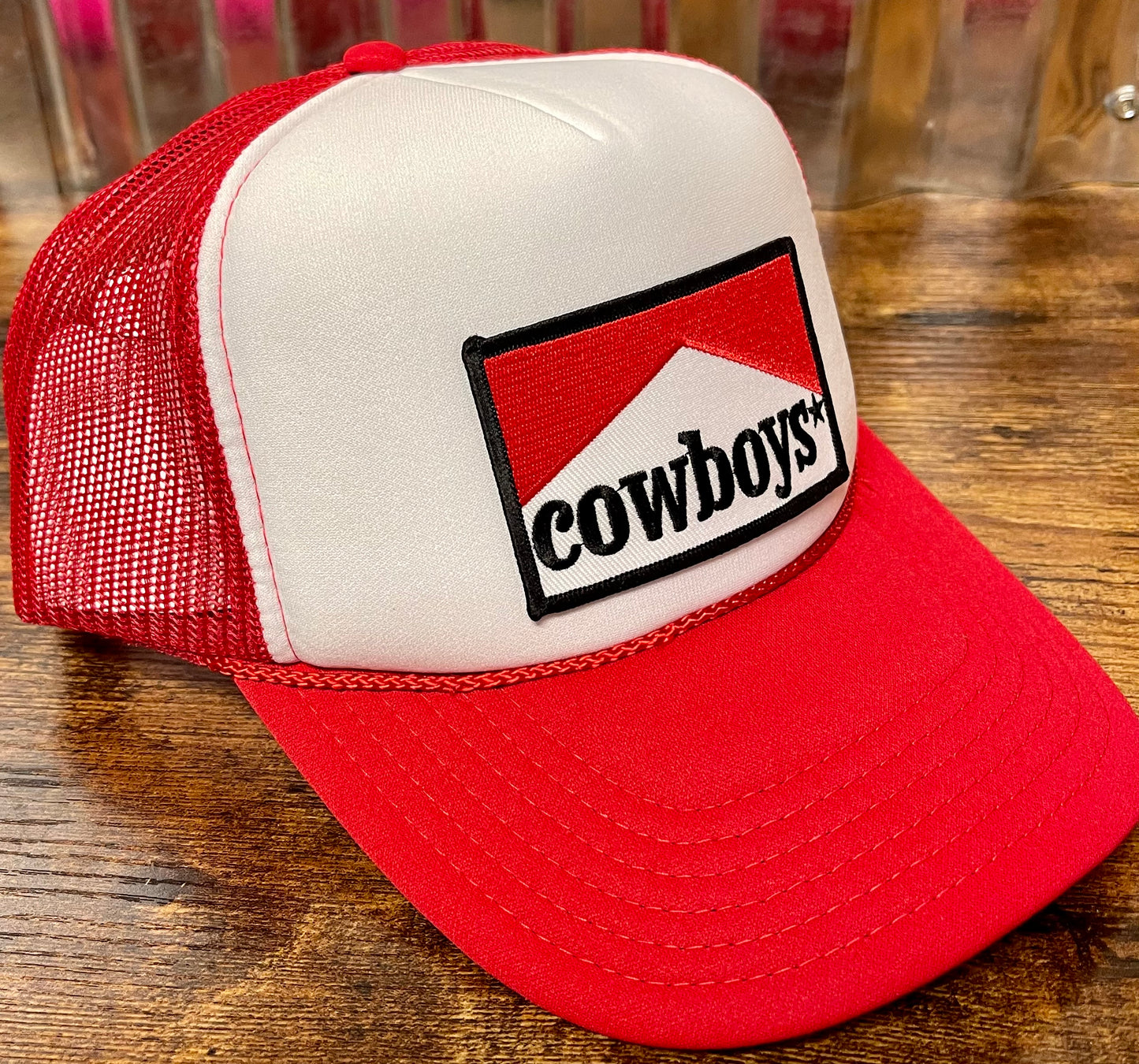 Otto red/white trucker hat